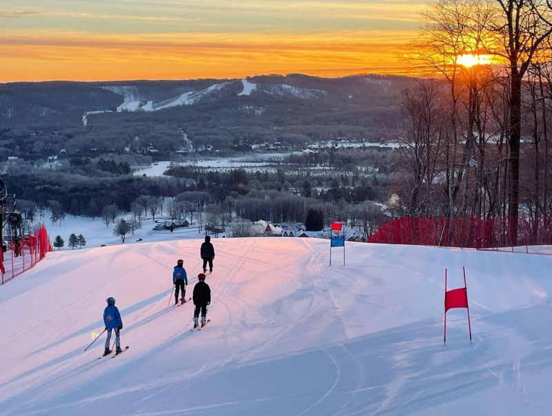 GT-Ski-Club3 GT-Ski-Club3